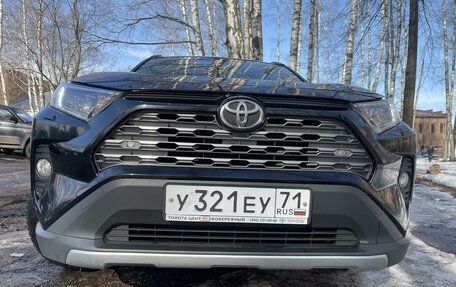 Toyota RAV4, 2020 год, 4 270 000 рублей, 3 фотография