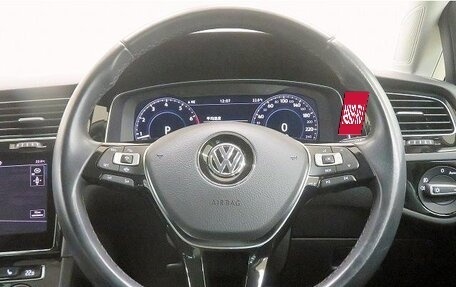 Volkswagen Golf VII, 2020 год, 1 400 000 рублей, 11 фотография