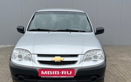 Chevrolet Niva I рестайлинг, 2019 год, 994 000 рублей, 2 фотография