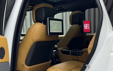 Land Rover Range Rover IV рестайлинг, 2019 год, 9 690 000 рублей, 12 фотография