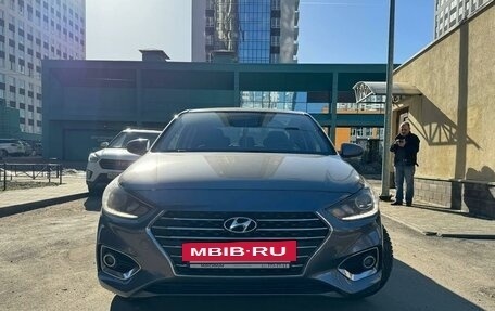 Hyundai Solaris II рестайлинг, 2018 год, 1 470 000 рублей, 2 фотография