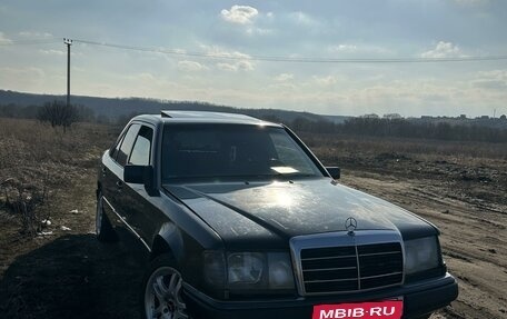 Mercedes-Benz W124, 1989 год, 210 000 рублей, 2 фотография