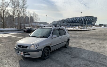 Toyota Raum I, 1999 год, 390 000 рублей, 2 фотография