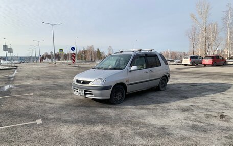 Toyota Raum I, 1999 год, 390 000 рублей, 12 фотография