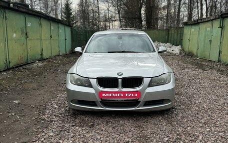 BMW 3 серия, 2005 год, 695 000 рублей, 2 фотография