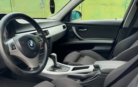 BMW 3 серия, 2005 год, 695 000 рублей, 10 фотография