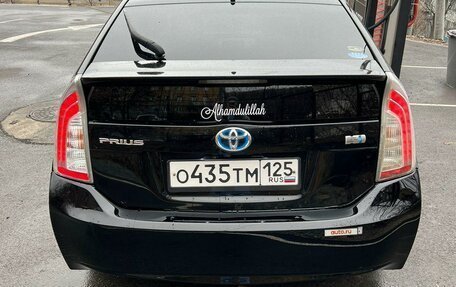 Toyota Prius, 2014 год, 1 150 000 рублей, 14 фотография