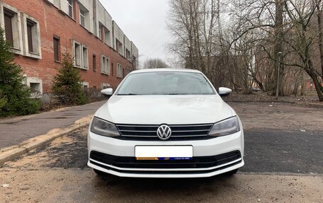 Volkswagen Jetta VI, 2017 год, 840 000 рублей, 2 фотография