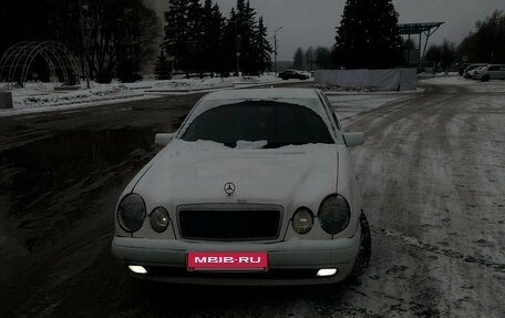 Mercedes-Benz E-Класс, 1997 год, 350 000 рублей, 6 фотография