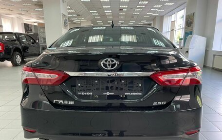 Toyota Camry, 2023 год, 4 700 000 рублей, 5 фотография