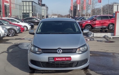 Volkswagen Polo VI (EU Market), 2011 год, 855 000 рублей, 2 фотография