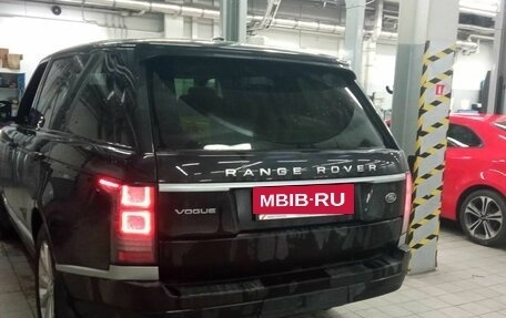 Land Rover Range Rover IV рестайлинг, 2014 год, 4 335 000 рублей, 4 фотография