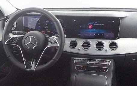 Mercedes-Benz E-Класс, 2020 год, 8 150 000 рублей, 7 фотография