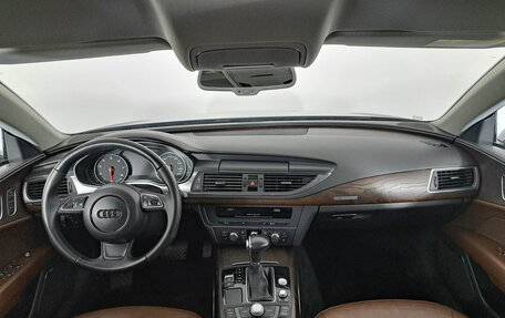 Audi A7, 2011 год, 1 845 000 рублей, 14 фотография