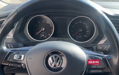 Volkswagen Tiguan II, 2017 год, 2 495 000 рублей, 14 фотография