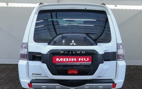 Mitsubishi Pajero IV, 2015 год, 3 600 000 рублей, 3 фотография