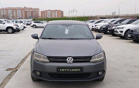 Volkswagen Jetta VI, 2011 год, 1 235 000 рублей, 2 фотография
