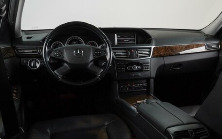 Mercedes-Benz E-Класс, 2012 год, 1 949 000 рублей, 6 фотография