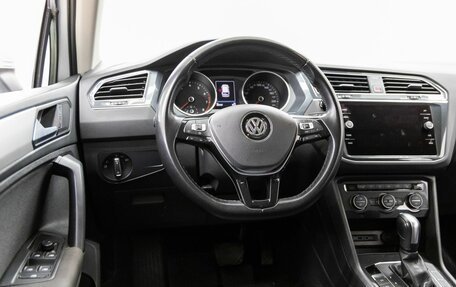 Volkswagen Tiguan II, 2020 год, 2 658 000 рублей, 15 фотография