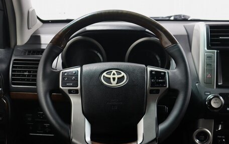 Toyota Land Cruiser Prado 150 рестайлинг 2, 2010 год, 2 929 000 рублей, 7 фотография