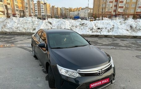 Toyota Camry, 2017 год, 2 780 000 рублей, 9 фотография