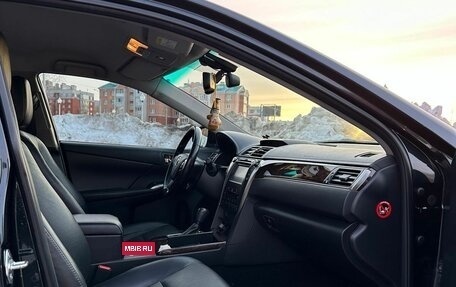 Toyota Camry, 2017 год, 2 780 000 рублей, 14 фотография
