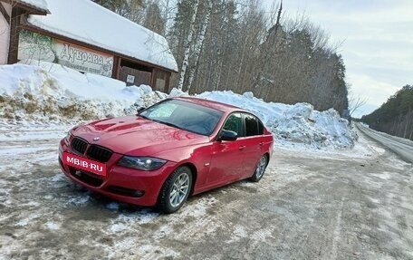 BMW 3 серия, 2009 год, 900 000 рублей, 3 фотография