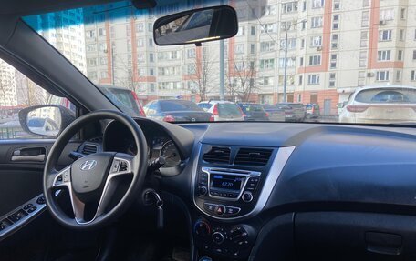 Hyundai Solaris II рестайлинг, 2015 год, 970 000 рублей, 10 фотография