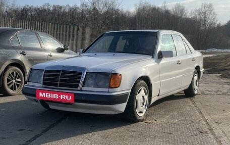 Mercedes-Benz E-Класс, 1993 год, 370 000 рублей, 2 фотография