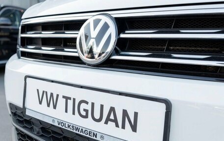 Volkswagen Tiguan II, 2018 год, 3 149 000 рублей, 5 фотография