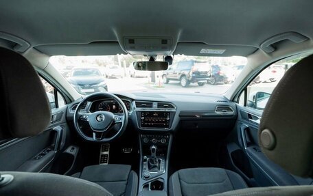 Volkswagen Tiguan II, 2018 год, 3 149 000 рублей, 19 фотография