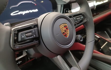Porsche Cayenne III, 2023 год, 21 600 000 рублей, 12 фотография