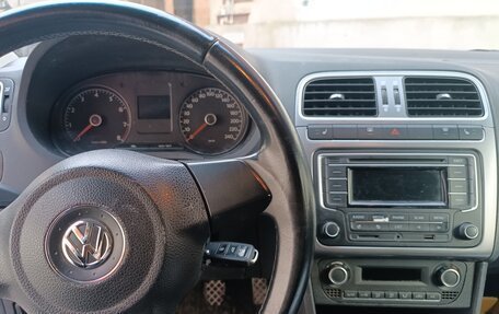 Volkswagen Polo VI (EU Market), 2014 год, 950 000 рублей, 6 фотография
