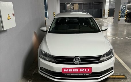 Volkswagen Jetta VI, 2016 год, 1 665 000 рублей, 6 фотография