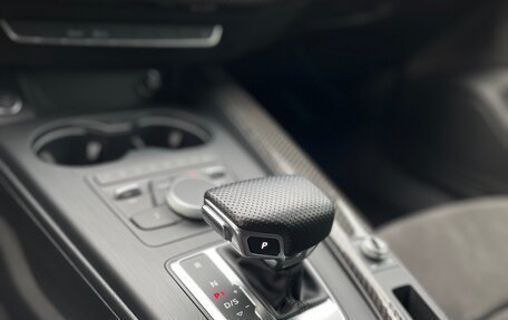 Audi A4, 2019 год, 3 100 000 рублей, 15 фотография
