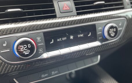 Audi A4, 2019 год, 3 100 000 рублей, 14 фотография