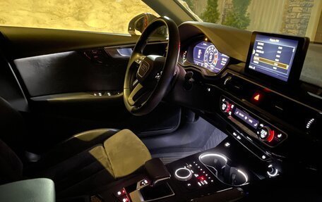 Audi A4, 2019 год, 3 100 000 рублей, 21 фотография
