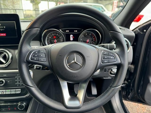 Mercedes-Benz GLA X156 рестайлинг, 2018 год, 1 800 000 рублей, 11 фотография