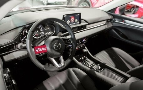 Mazda 6, 2023 год, 4 000 000 рублей, 17 фотография