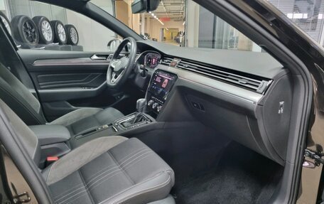 Volkswagen Passat B8 рестайлинг, 2020 год, 3 200 000 рублей, 18 фотография