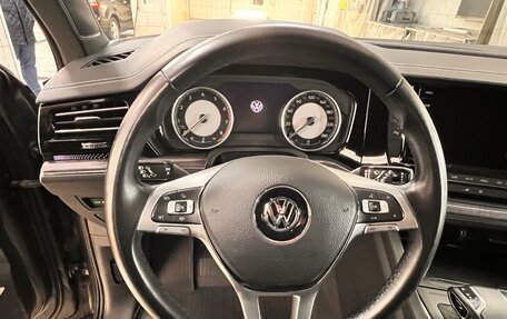 Volkswagen Touareg III, 2019 год, 5 740 000 рублей, 4 фотография
