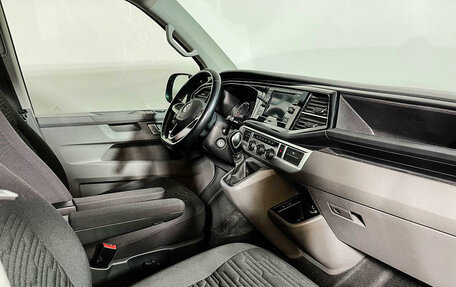 Volkswagen Caravelle T6 рестайлинг, 2020 год, 5 230 000 рублей, 9 фотография
