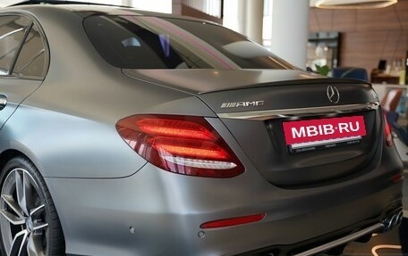 Mercedes-Benz E-Класс AMG, 2018 год, 6 980 000 рублей, 6 фотография