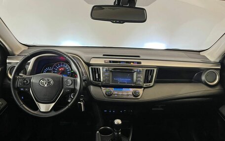 Toyota RAV4, 2015 год, 2 135 000 рублей, 12 фотография