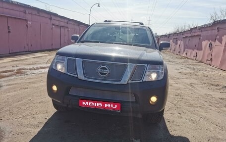 Nissan Pathfinder, 2011 год, 1 600 000 рублей, 2 фотография