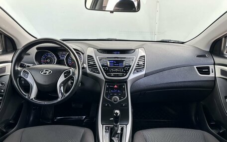 Hyundai Elantra V, 2015 год, 1 300 000 рублей, 13 фотография