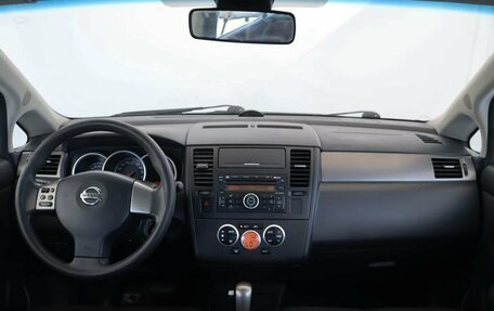 Nissan Tiida, 2010 год, 900 000 рублей, 5 фотография