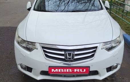 Honda Accord VIII рестайлинг, 2012 год, 1 400 000 рублей, 2 фотография