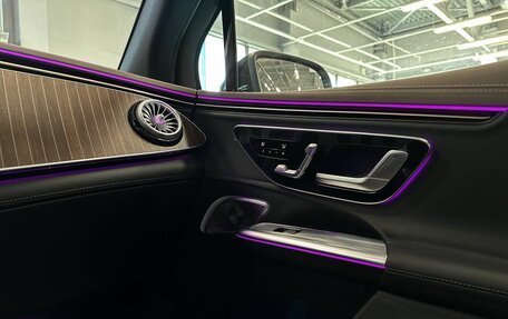 Mercedes-Benz EQE, 2023 год, 11 000 000 рублей, 27 фотография