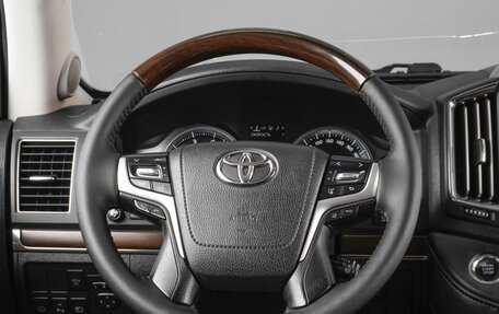Toyota Land Cruiser 200, 2016 год, 6 799 000 рублей, 15 фотография